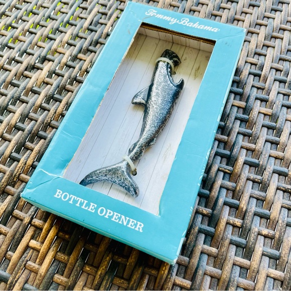 Tommy Bahama Other - Tommy Bahama Biting Shark Bottle Opener